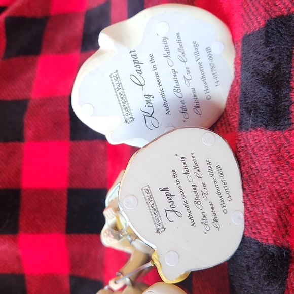 Hawthorne  Village, Christmas Holiday, Off-White Nativity Scene Set Decoration - Picture 13 of 16